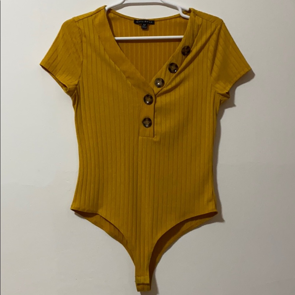 Mustard Yellow Bodysuit Blouse 💛✨